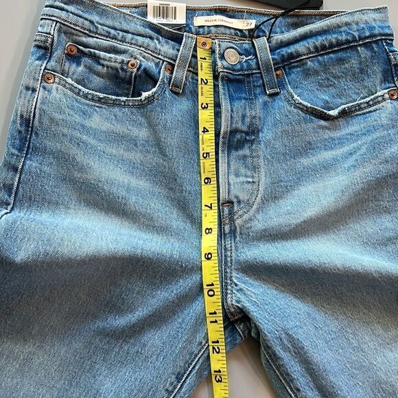 NWT Levi's Wedgie Jeans size 27x28 - Picture 8 of 10